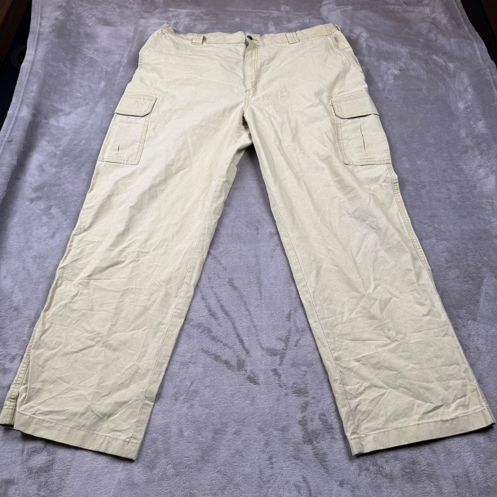 L.L.Bean Comfort Waist Khaki Cargo Pants Men's‎ Size 42 x 32